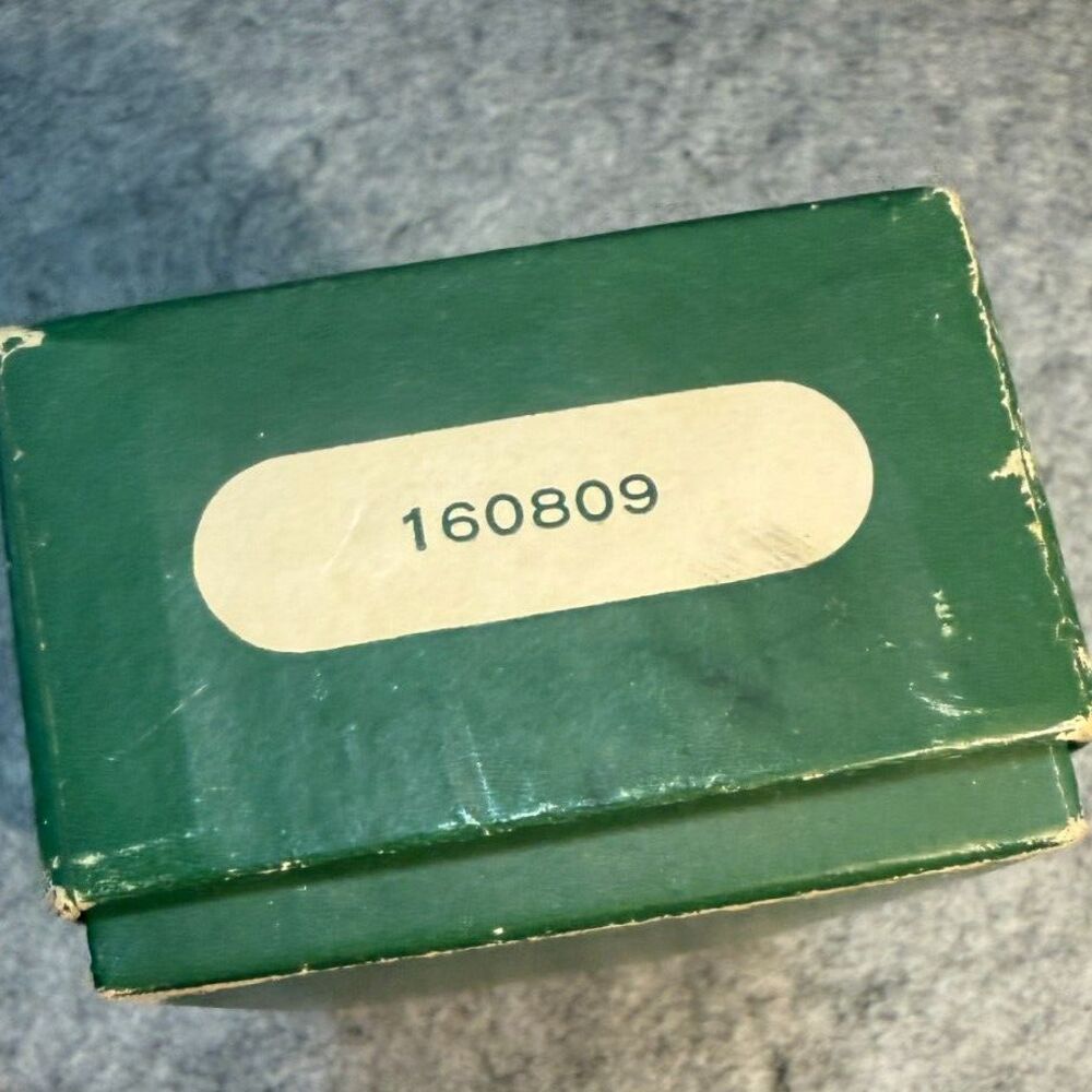 Singer Sewing Machine Attachments Kit - Picture 3 of 7